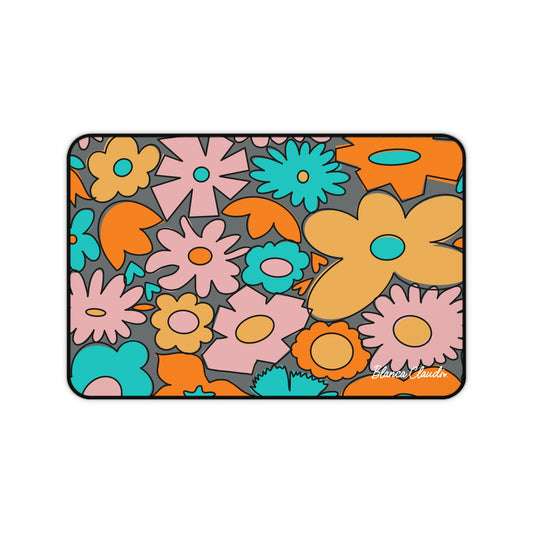 Desk Mat ilustrado | Arte para tu espacio creativo