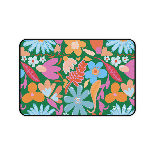 Desk Mat ilustrado | Arte para tu espacio creativo