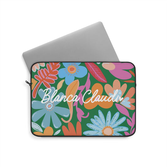 Protector Creativo para Laptop – “Protección con Estilo”